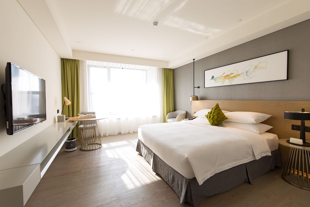 Novotel Shenzhen Bantian 11/50