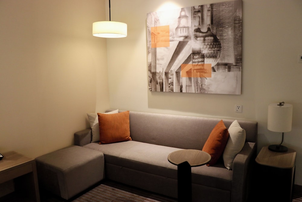Hyatt Place Shanghai Tianshan Plaza 30/45