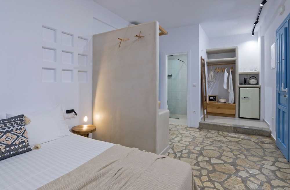 Ixthioessa Hotel 16/53