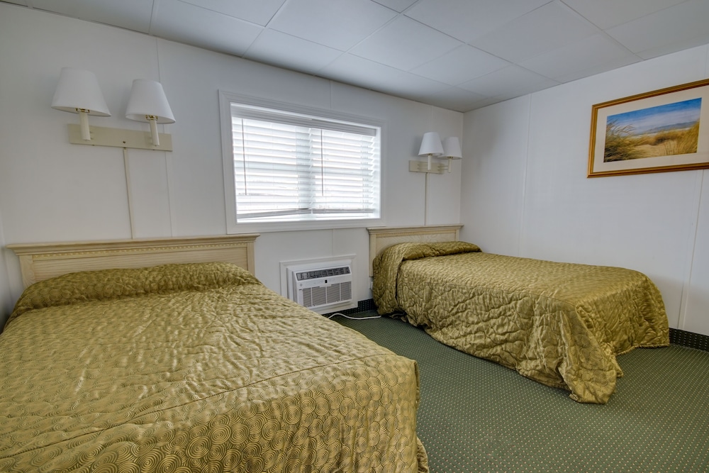 Empress Motel 8/15