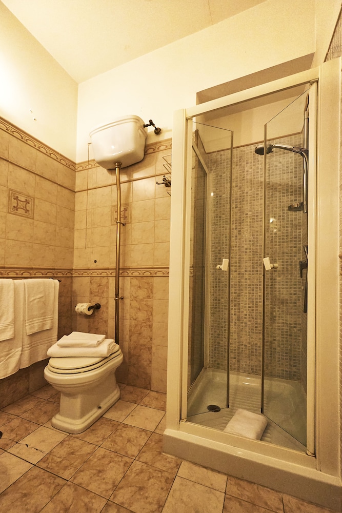Bramble Luxury Suites 84/85
