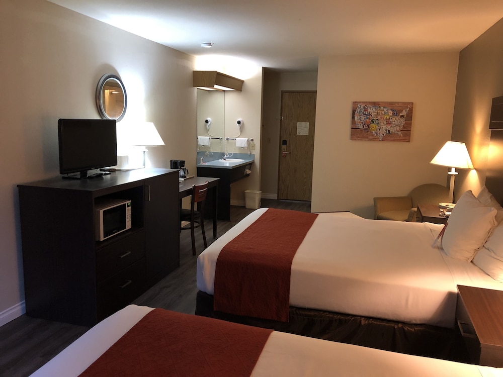 Econo Lodge Washington Harbor 21/30
