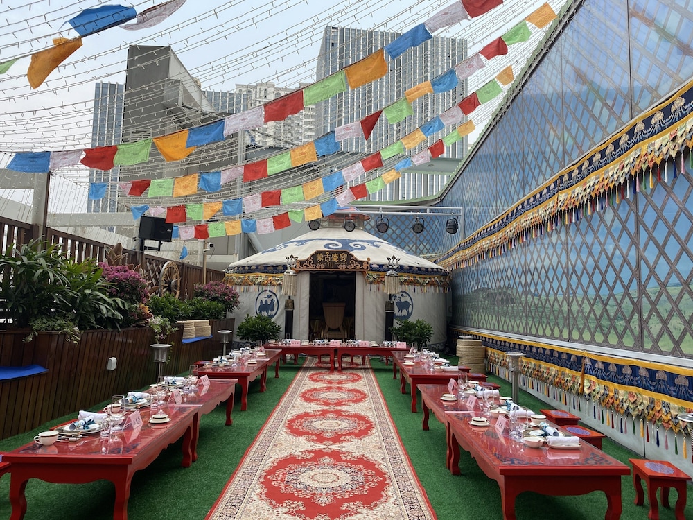 HOLIDAY INN SHIJIAZHUANG CENTRAL 5/77