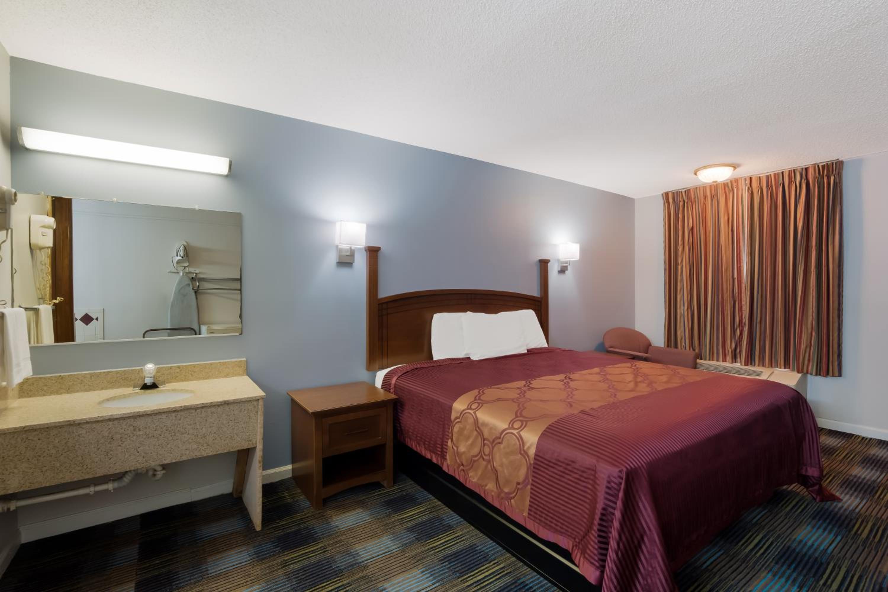 Room, King Bed, Bathtub