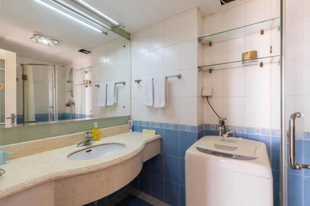 Dalian Xiuzhu Building Apartment 46/50