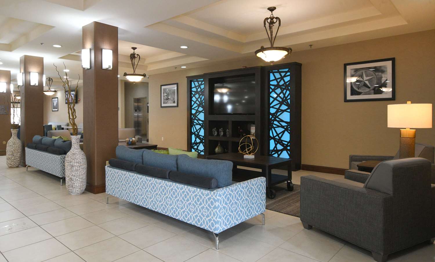 Baymont Inn & Suites by Wyndham Glen Rose 30/46