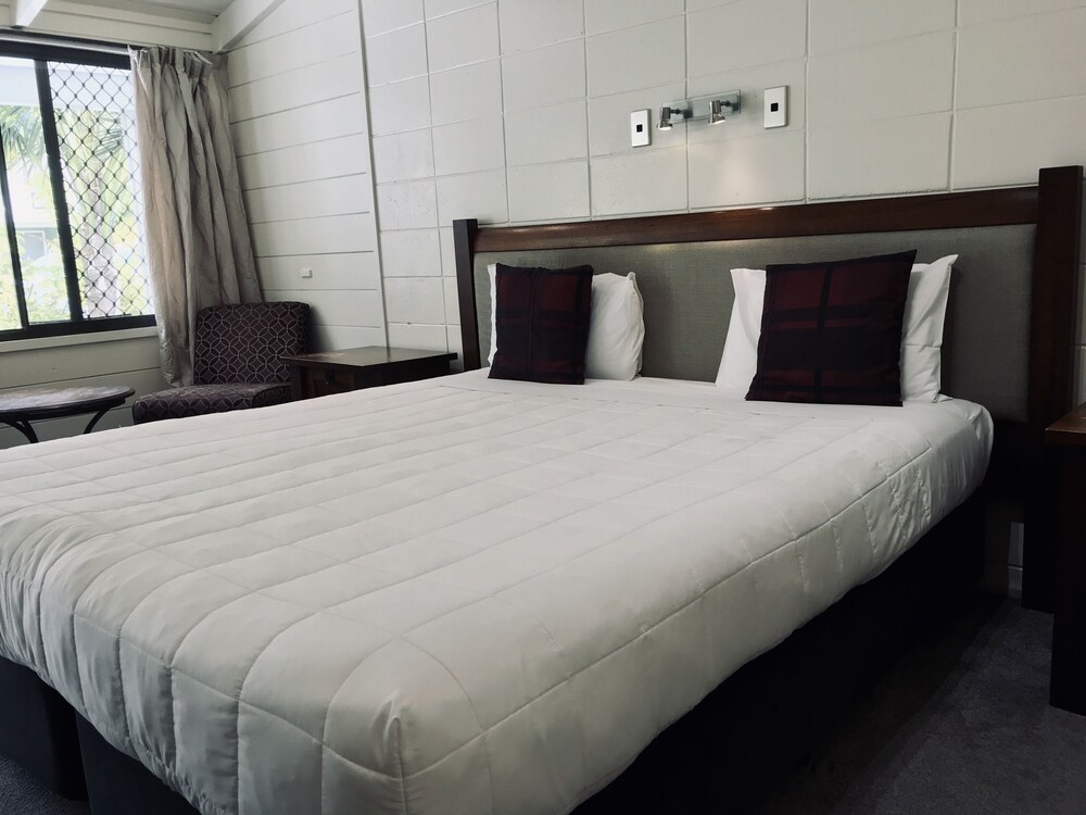 Bounty Motel 20/79