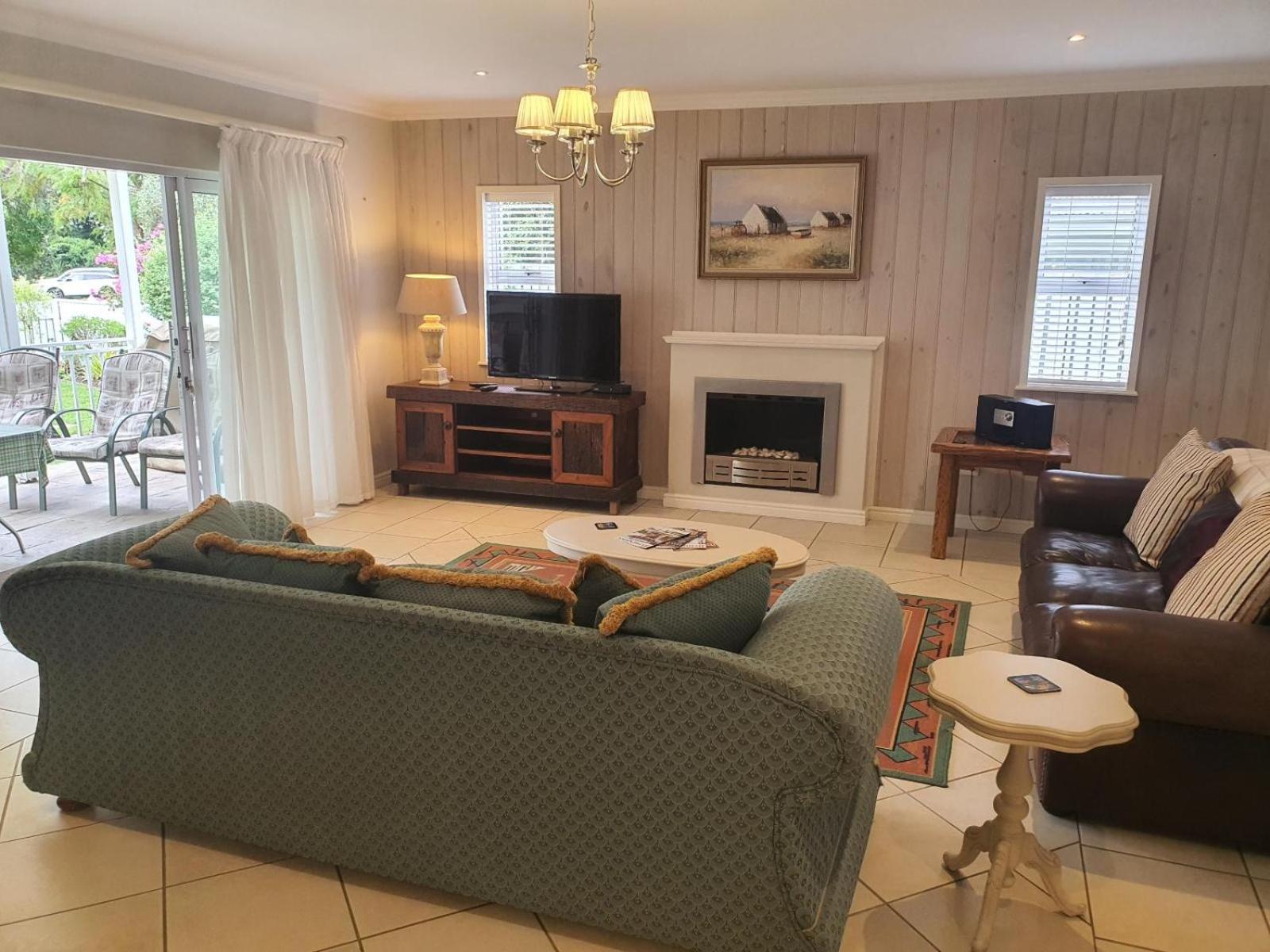 Knysna Self-catering Holiday Home 8/15