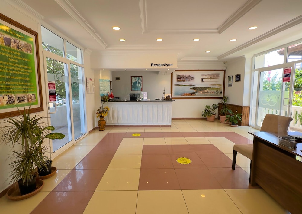 Cunda Ezer Otel 4/63