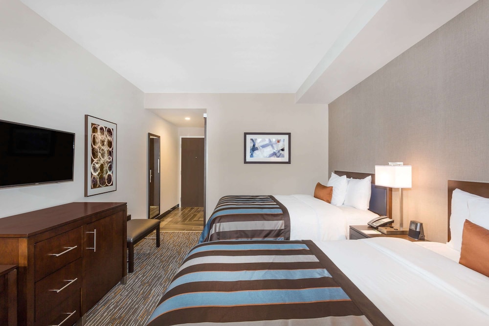 Wingate By Wyndham Miami Airport 11/37