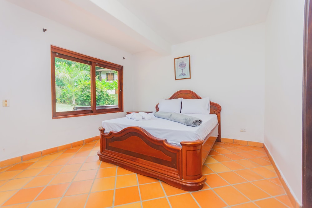 La Selva Hotel San Jeronimo 2/50
