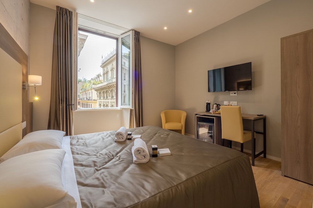Bramble Luxury Suites 62/85