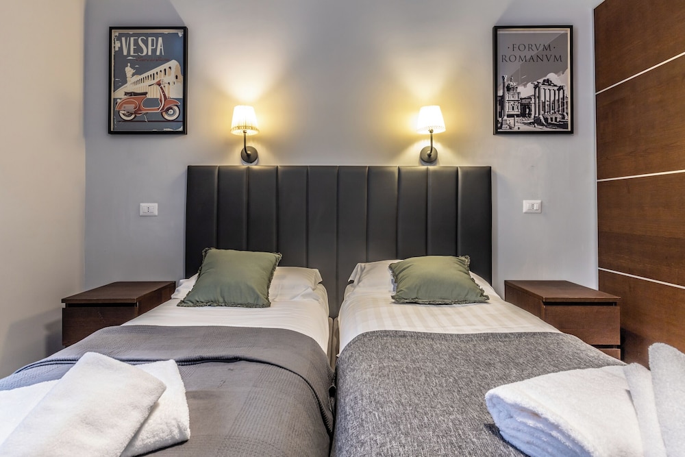 Flatinrome Deluxe Rooms 38/50