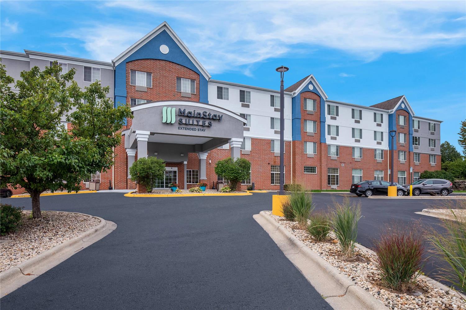 MainStay Suites Fitchburg Madison 43/44