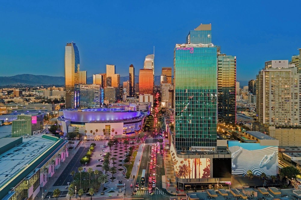 AC Hotel Downtown Los Angeles 46/50