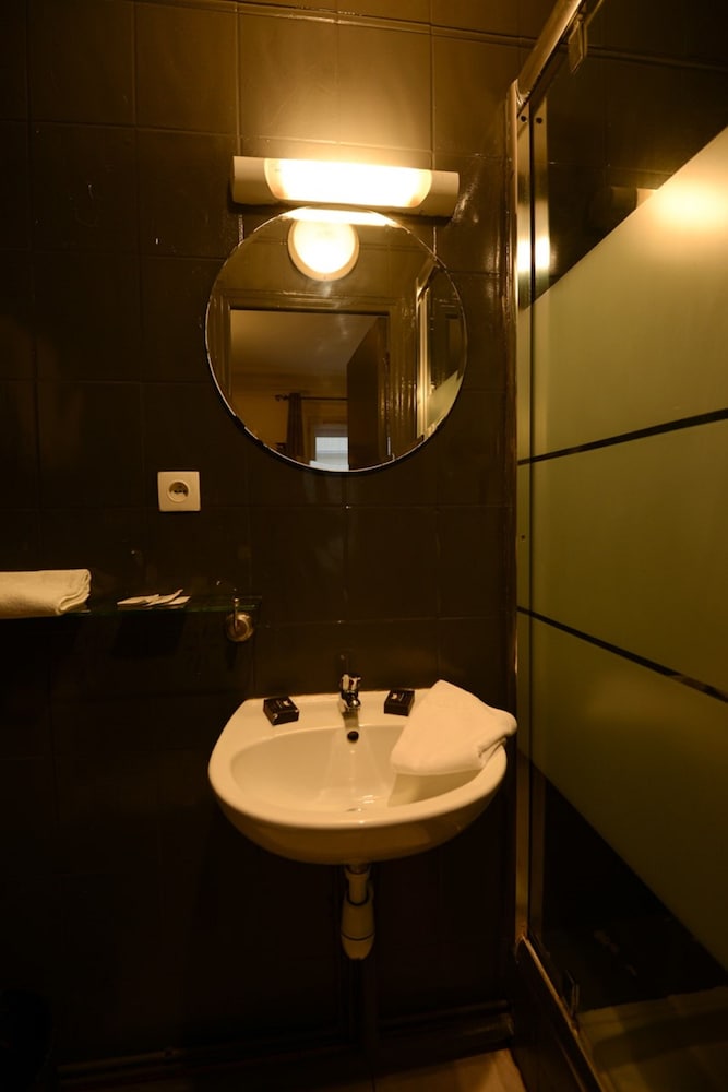 Hotel du MontLouis 48/50