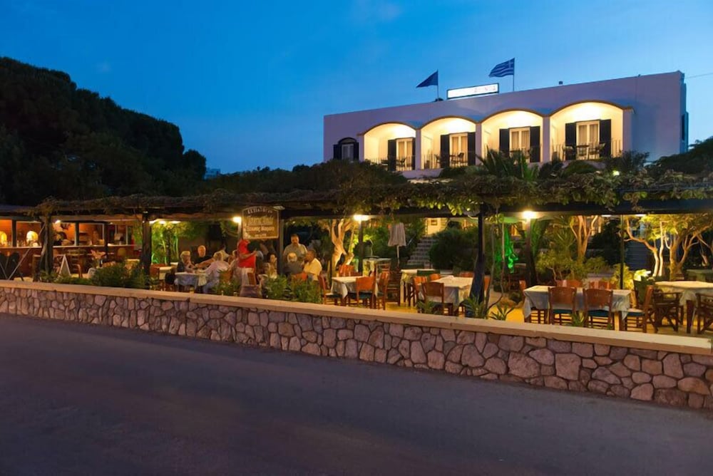 Alinda Hotel 2/42
