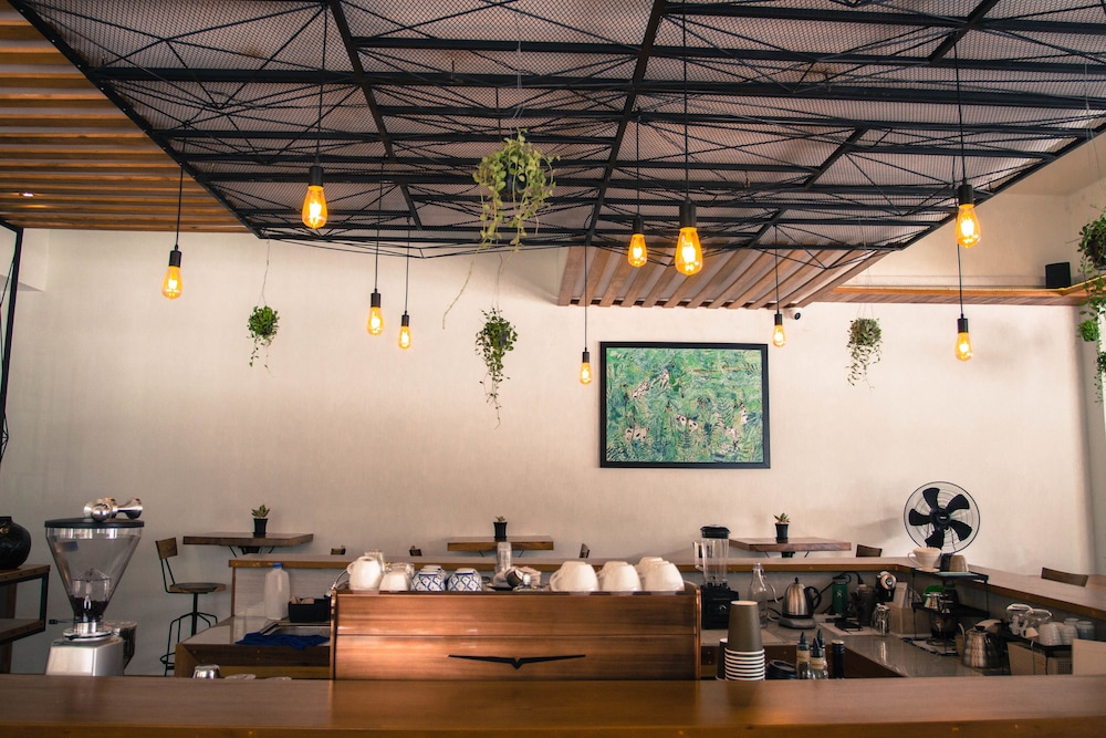 Lavanya Boutique Hotel 45/50
