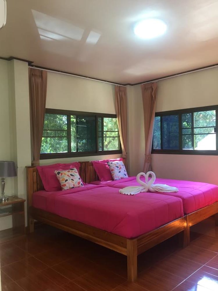 Yayei Homestay 5/26