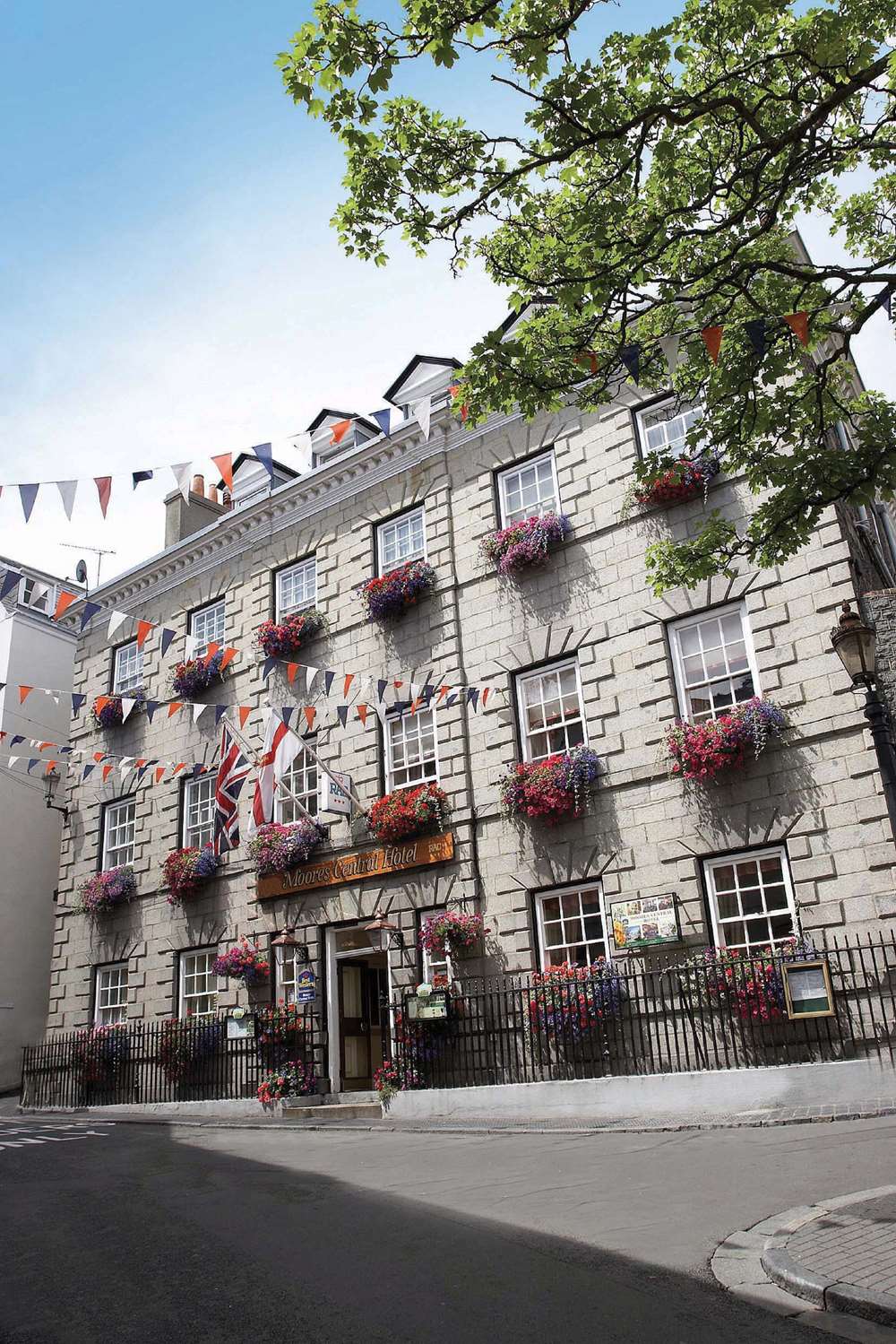 Best Western Moores Central Hotel 1/8