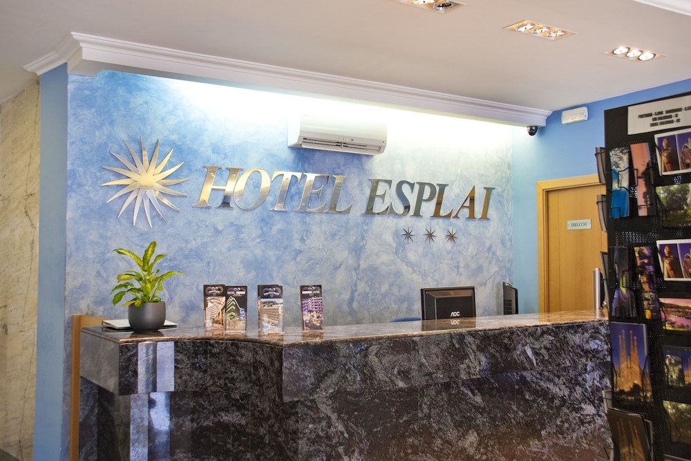 Esplai Hotel 4/33