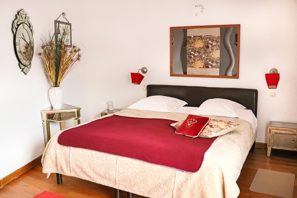 Hotel A La Villa Boucicaut 13/74