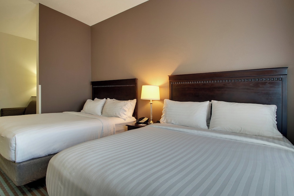 Holiday Inn Express Leland - Wilmington Area 17/71