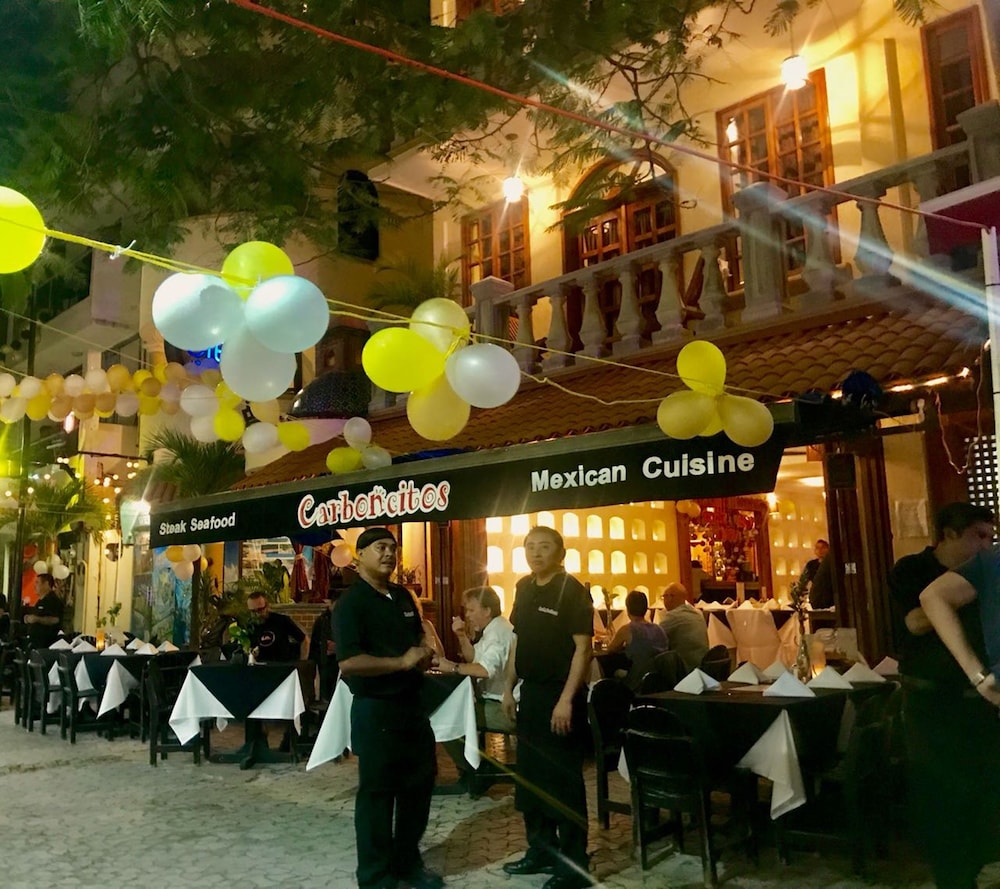 Hotel Cielo, Playa del Carmen 9/69