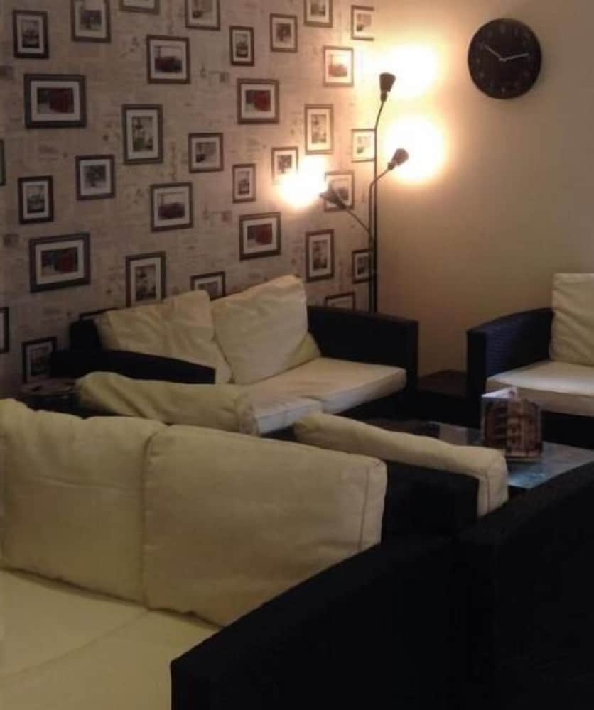 Lijam Hotel 35/50