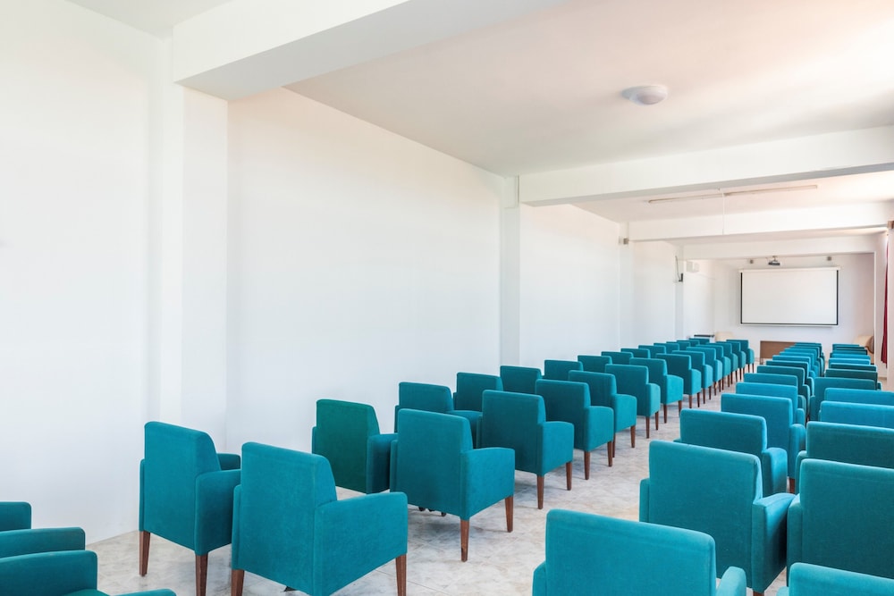Beach Club Aparthotel 32/40