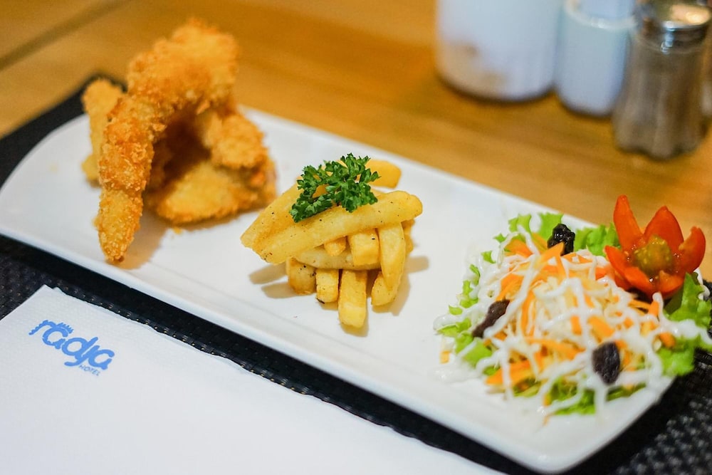 Radja Art And Boutique Hotel Semarang 39/66