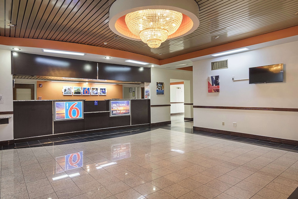 Motel6 Decatur, GA 12/55