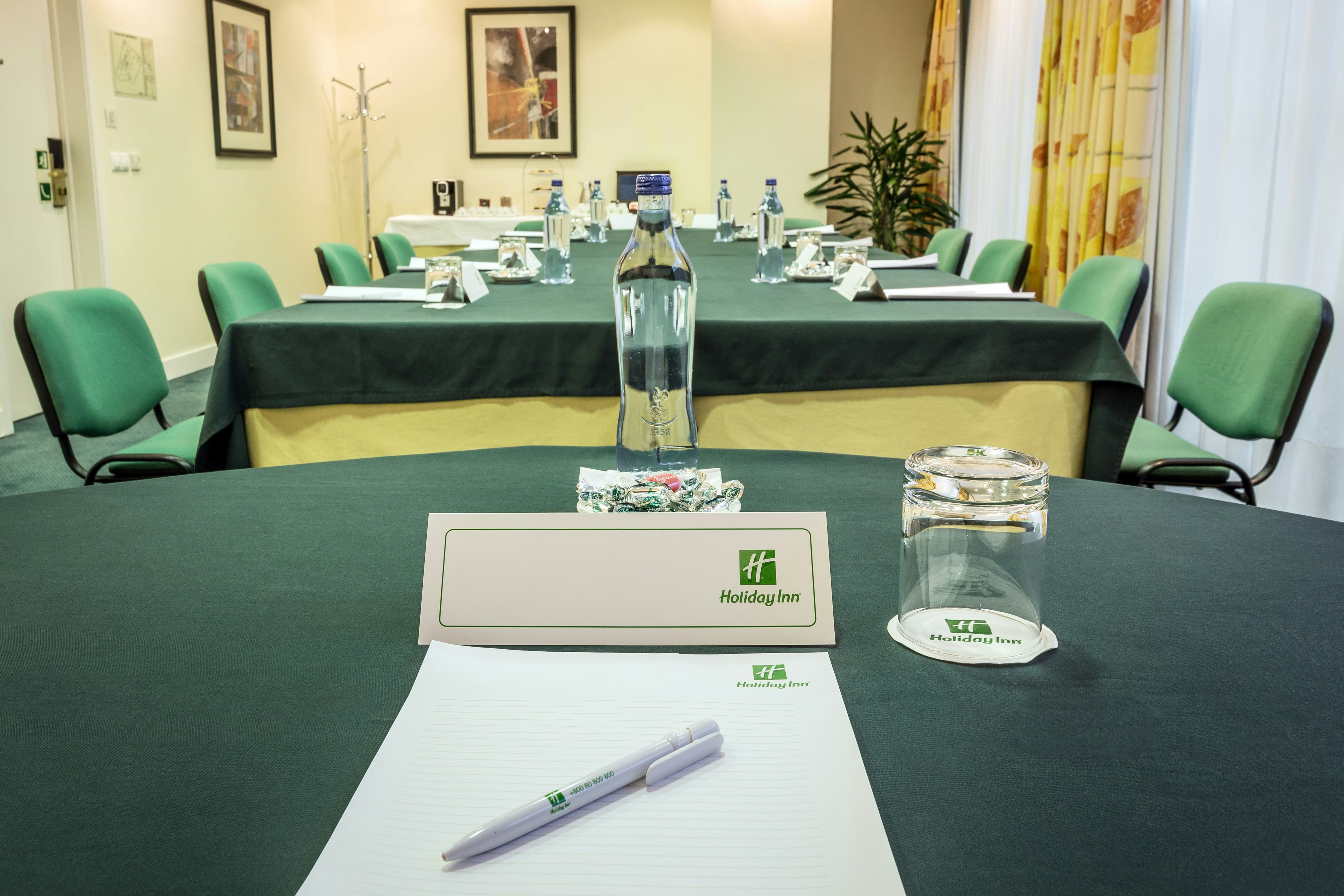 Holiday Inn Lisbon 66/77