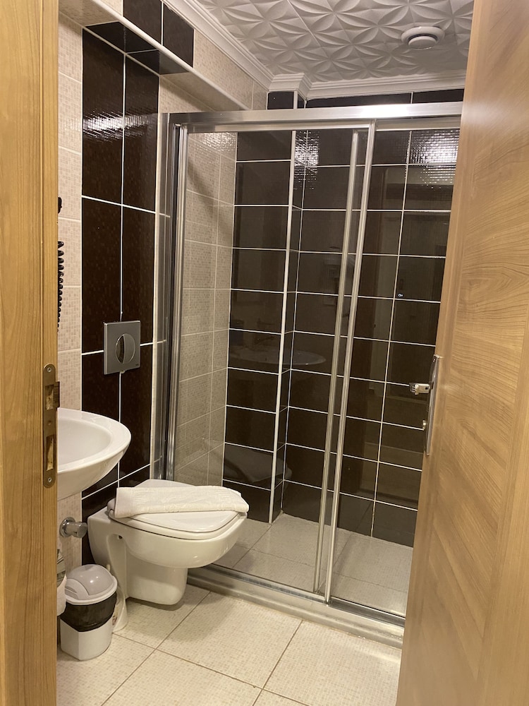 غرفة ثلاثية بثلاثة أسرّة، Polanin Hotel Istanbul 7/7