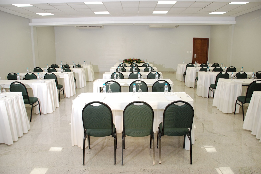 Gran Hotel Stella Maris Urban Resort and Conventions 37/50