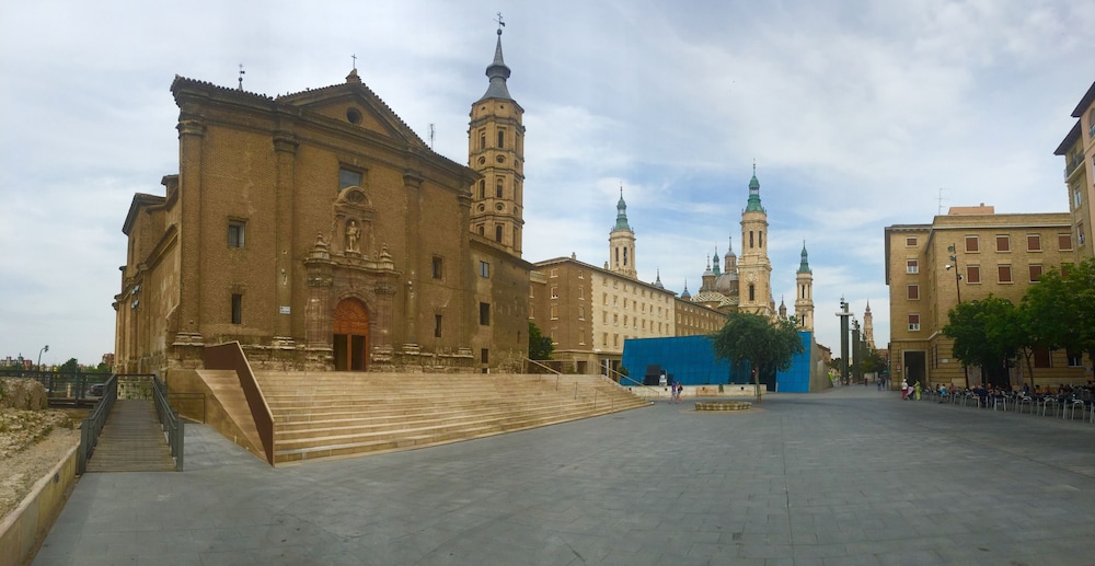 Hispania 50/58