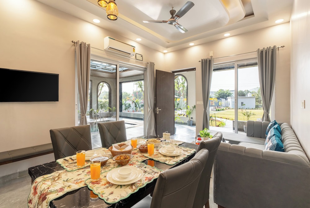 ELIVAAS Jamun Farm 2 BHK Villa with Pool 41/52
