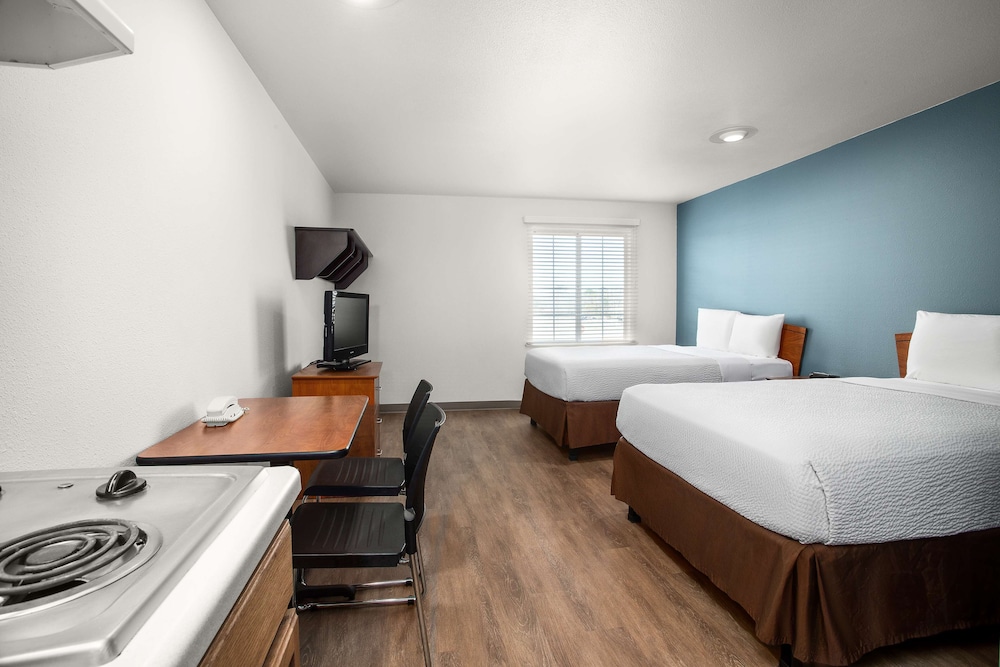 Extended Stay America Select Suites - Gulfport 22/60