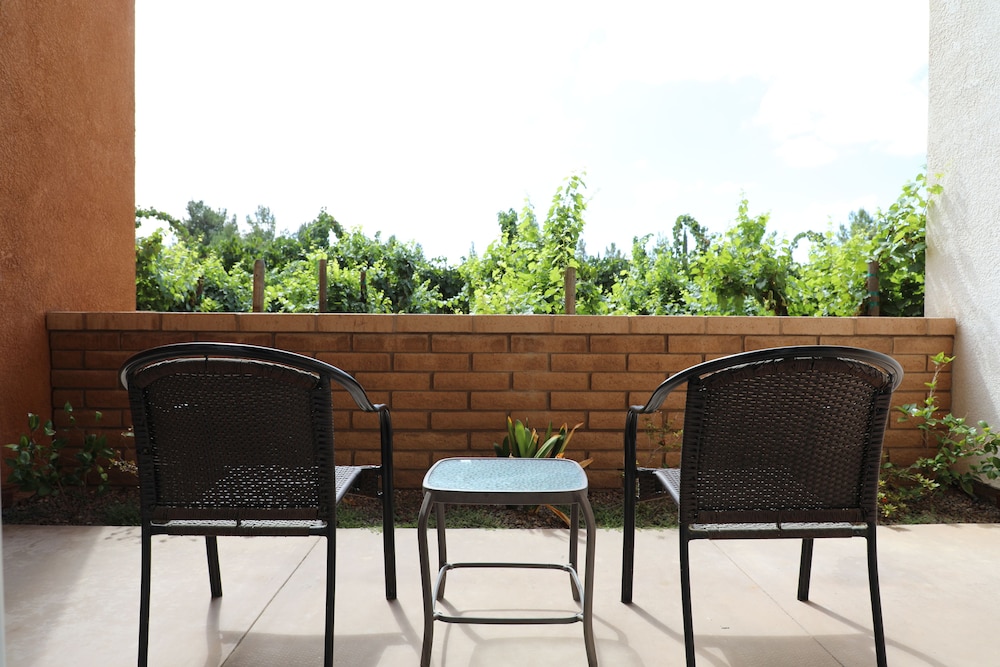 SOUTH COAST WINERY RESORT AND SPA 67/81