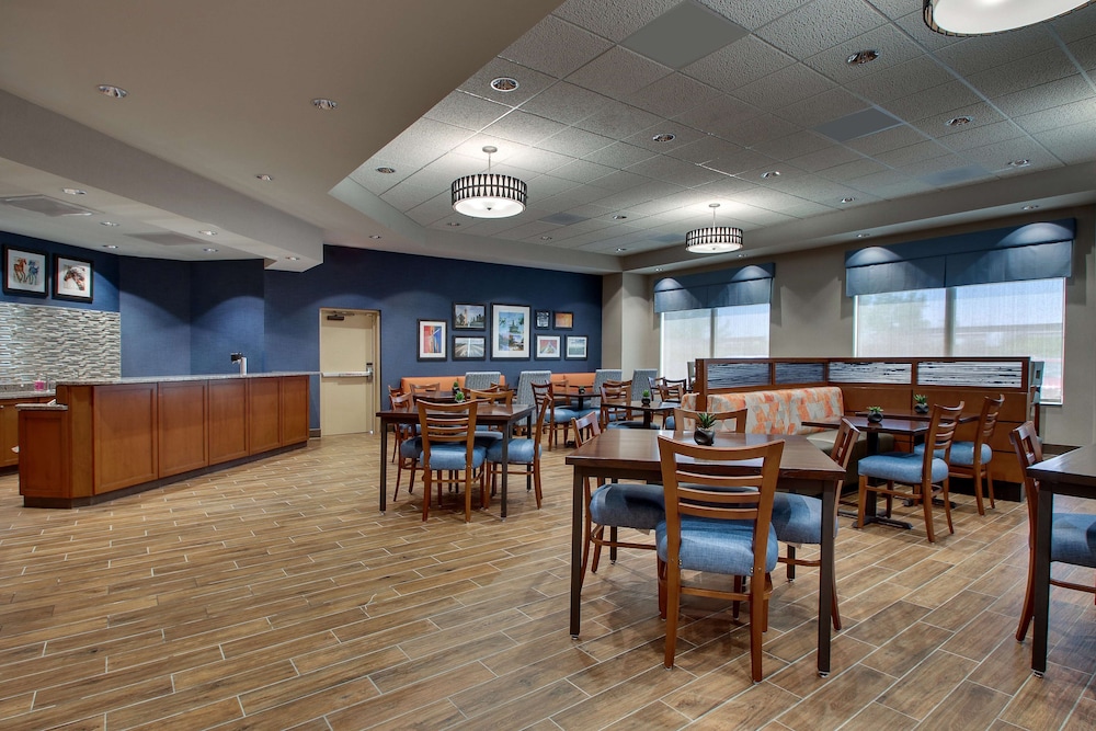 Drury Inn & Suites Iowa City Coralville 35/50