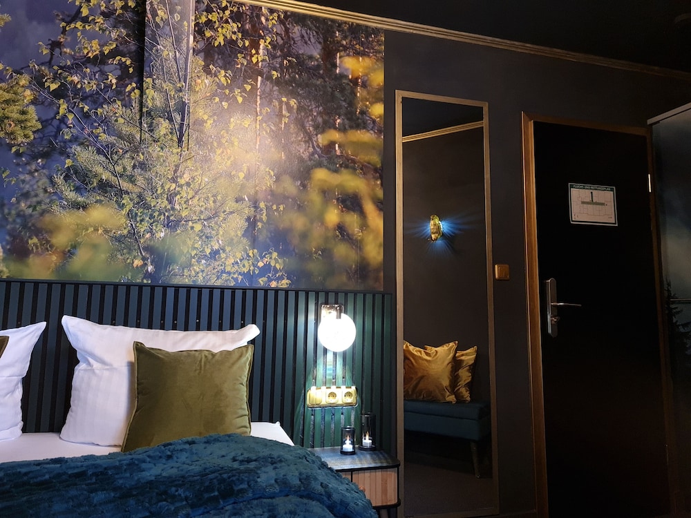 LIEBLINGSPLATZ, MEIN BERGHOTEL 24/50