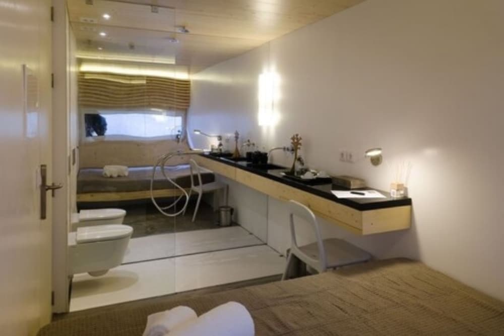 Liv Inn Guest House 15/46