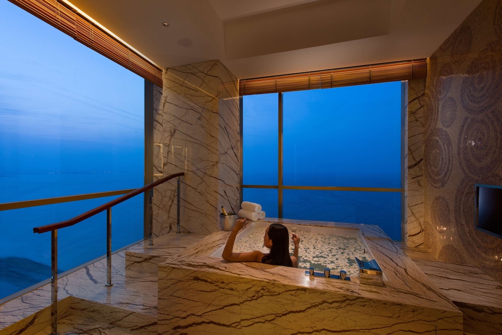 Hilton Yantai Golden Coast 27/64