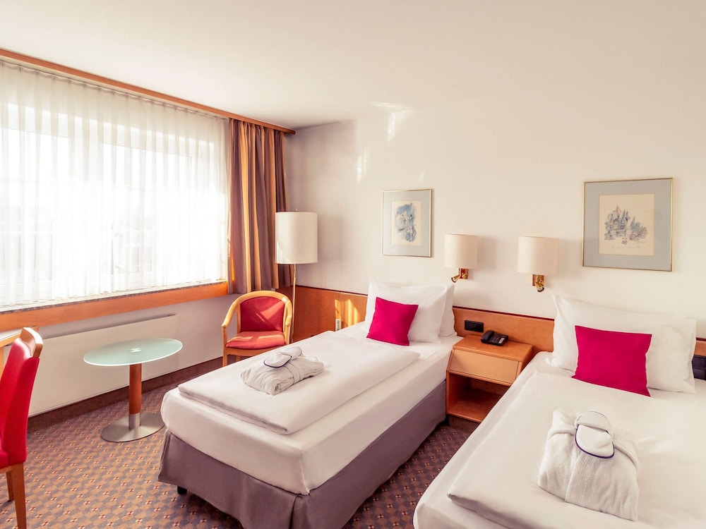 STANDARD, TWIN BEDS