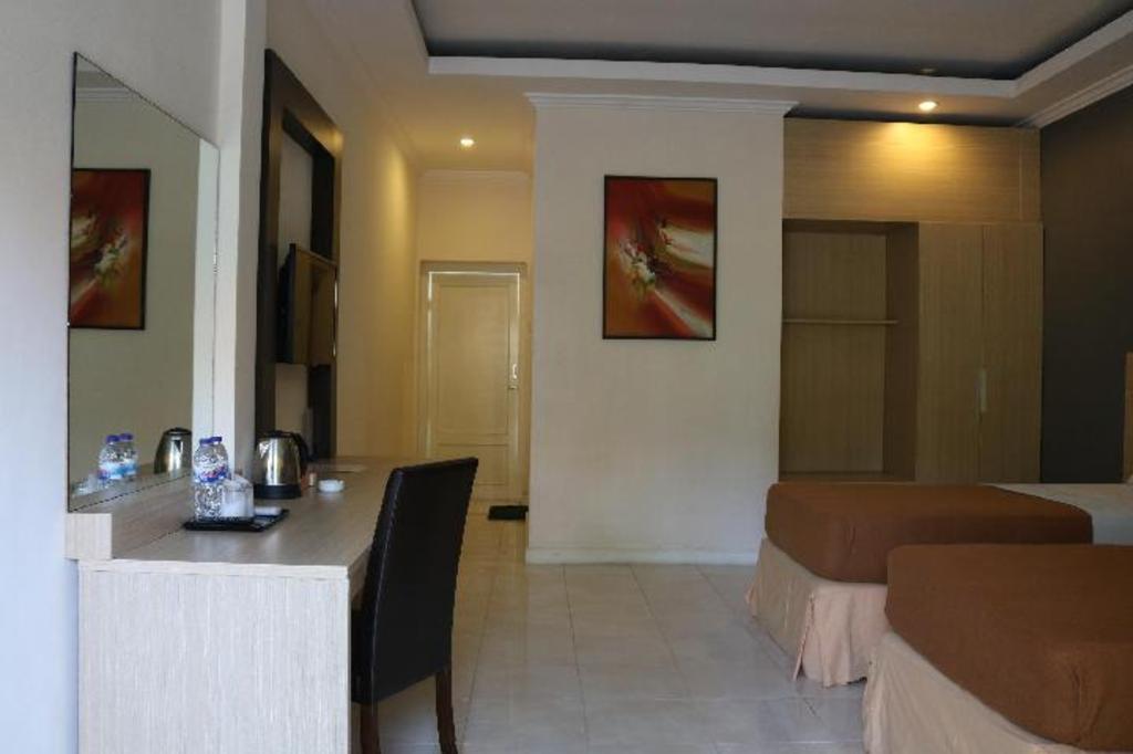 Tanjung Plaza Hotel 4/16