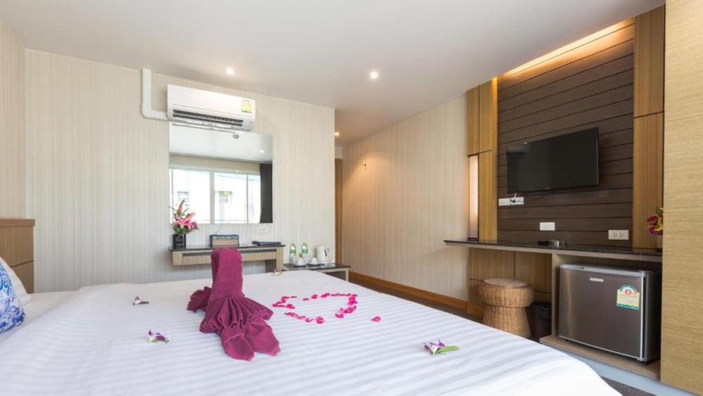 Anda Beachside Hotel 45/85