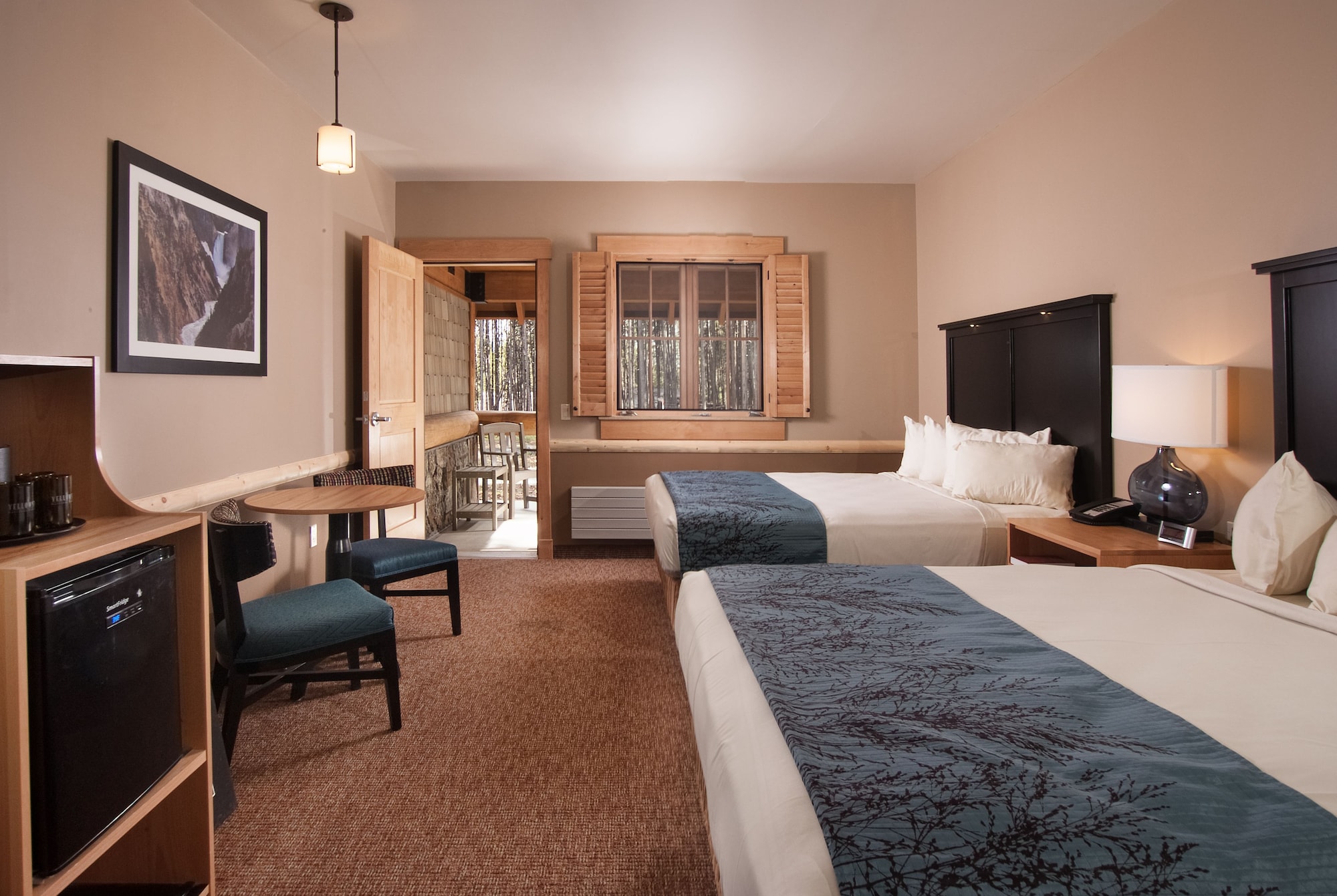 Deluxe, Lodge, 2 Queen Beds