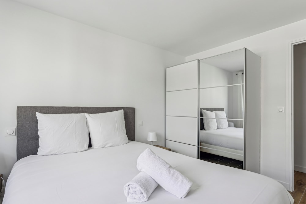 Luxury, Apartment, Twin Beds, City Street View, Sofa, RESIDENCE AURMAT 3/9