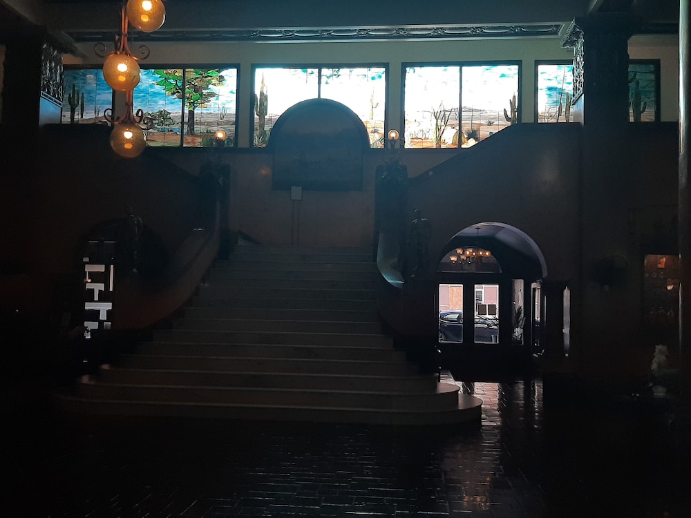 Gadsden Hotel 46/51