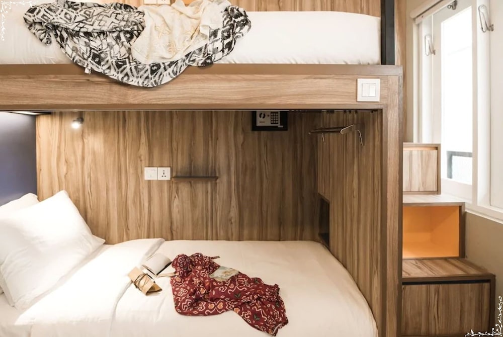 Camper, Bunk Bed